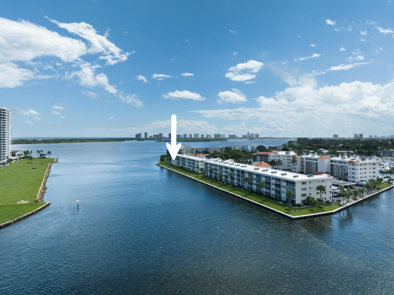 28 Yacht Club Drive 109, North Palm Beach, FL 33408, North Palm Beach