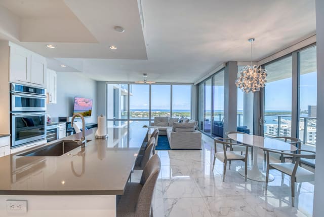 2 Water Club Way 1704, sold in Water Club, North Palm Beach, FL