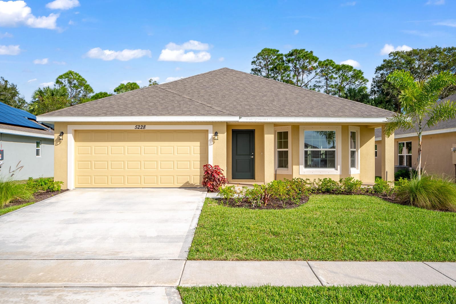 5228 Vespera Street, Fort Pierce, FL 34951 photo 1