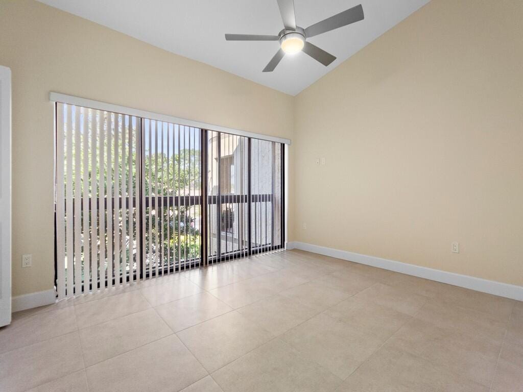 9430 Meadowood Drive 204, Fort Pierce, FL 34950 photo 22