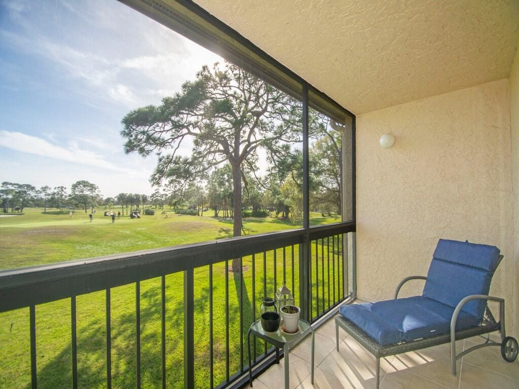 9430 Meadowood Drive 204, Fort Pierce, FL 34950 photo 27