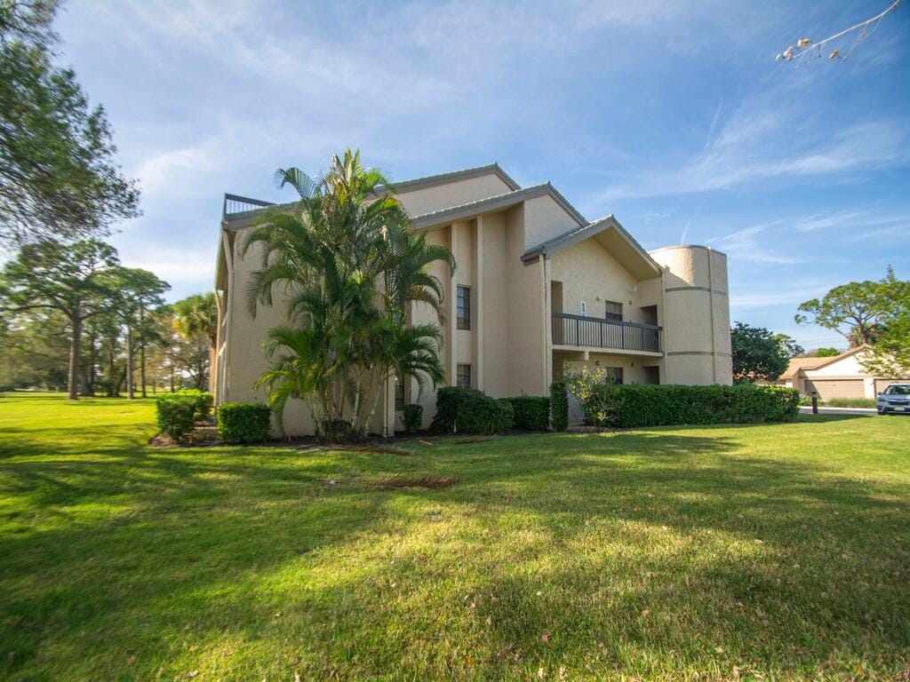 9430 Meadowood Drive 204, Fort Pierce, FL 34950 photo 30