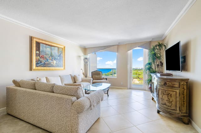 3450 S Ocean Boulevard 625, Palm Beach, FL 33480