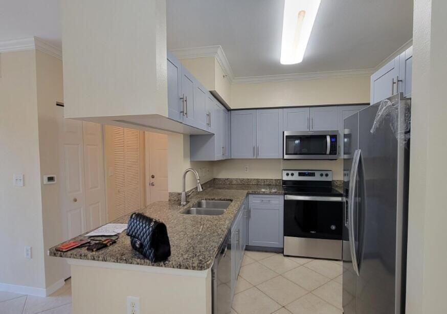 6533 Emerald Dunes Drive 304, West Palm Beach, FL 33411 photo 16