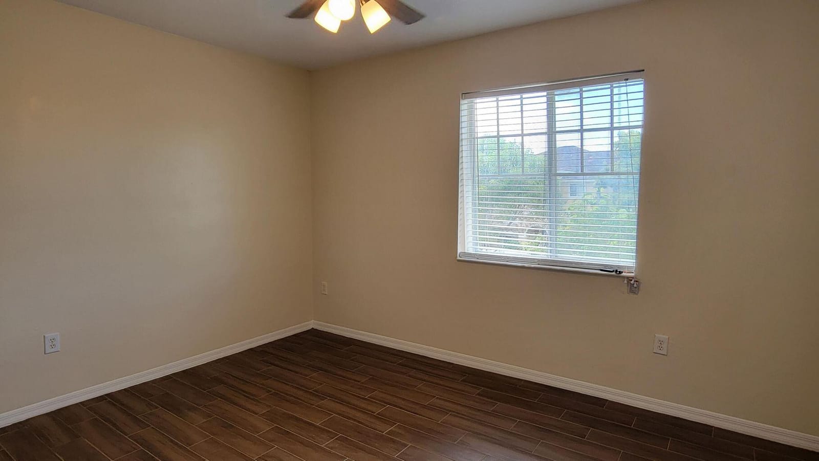 6533 Emerald Dunes Drive 304 — photo 3