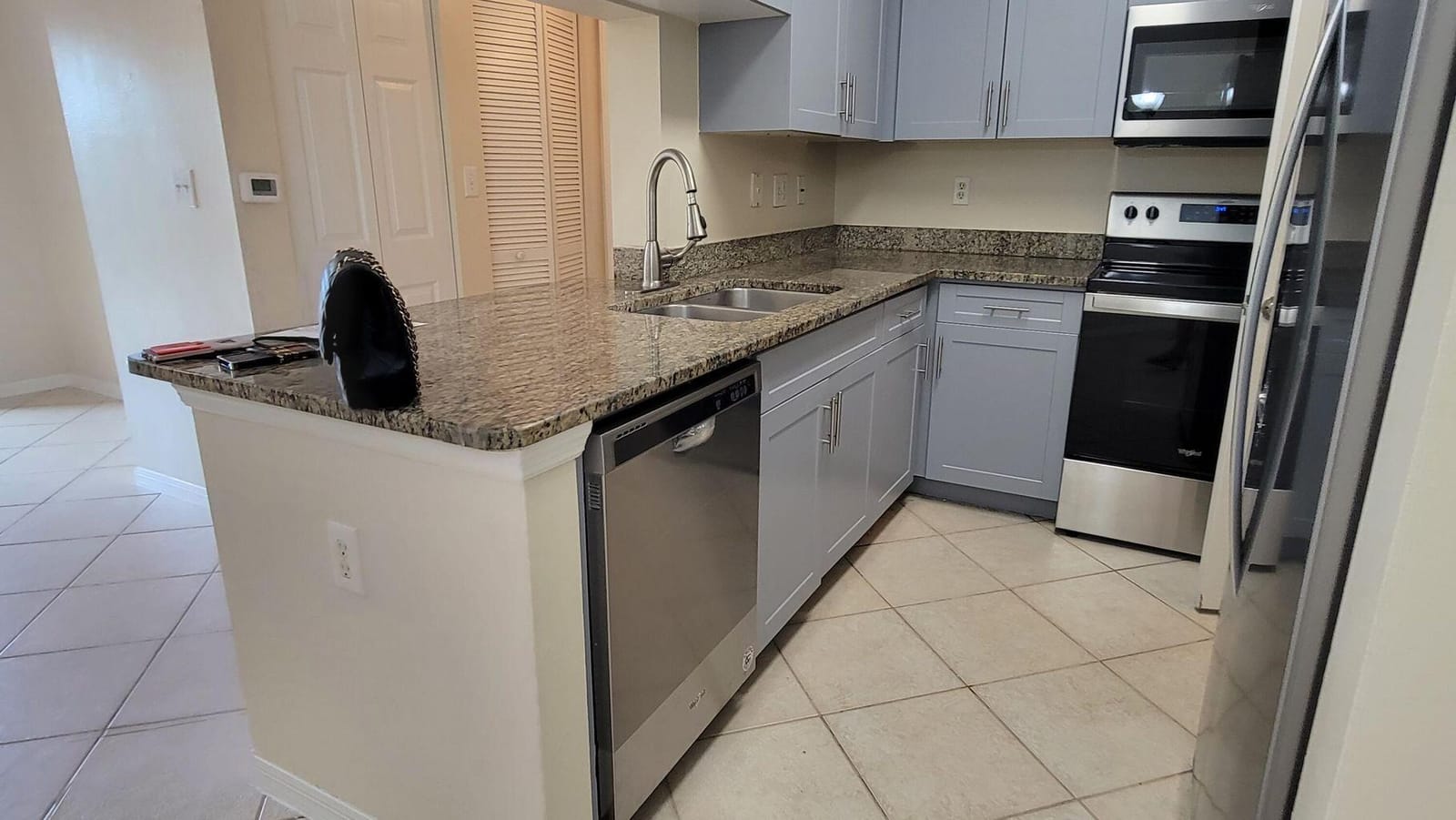 6533 Emerald Dunes Drive 304 — photo 8