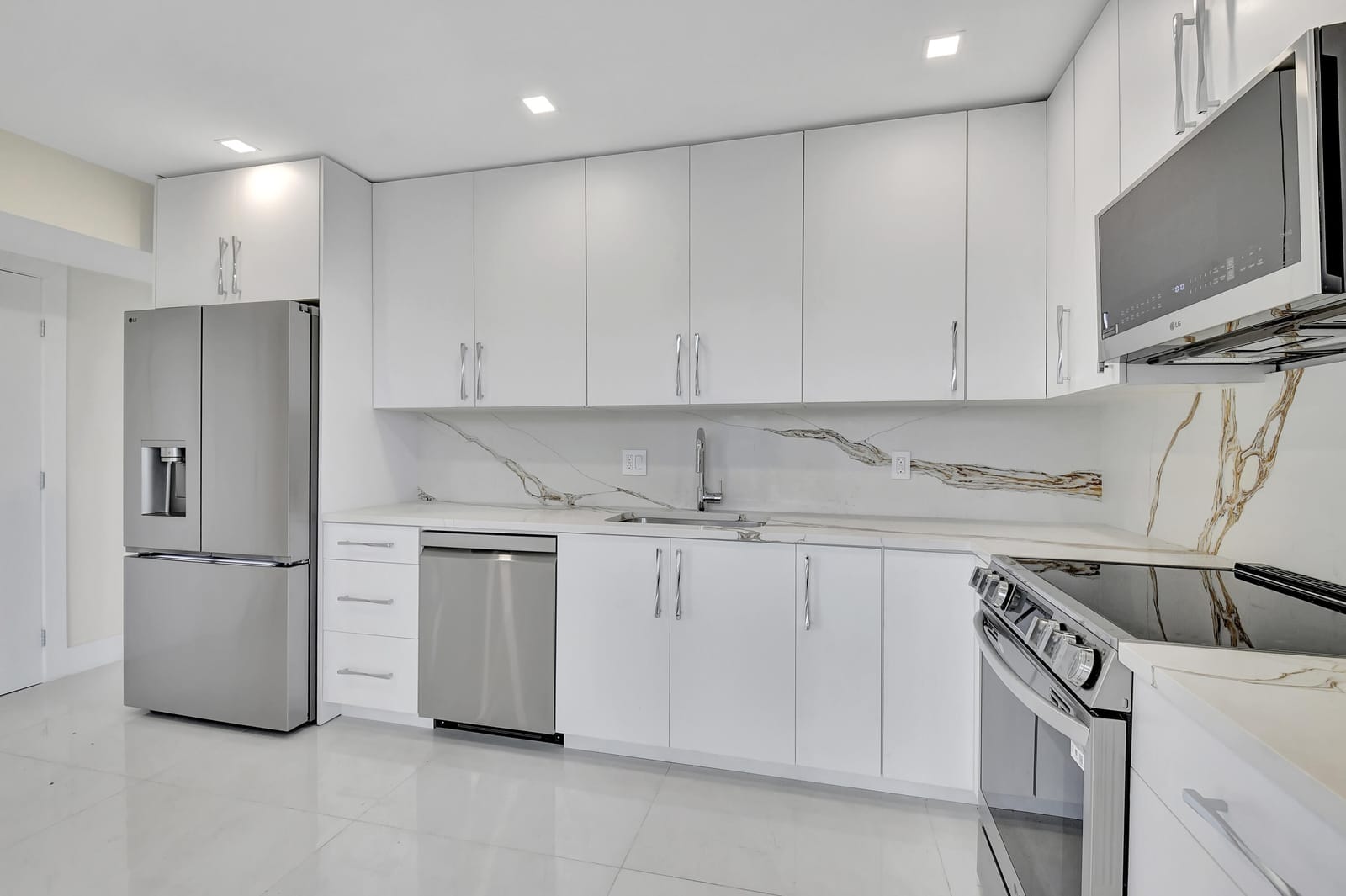 6895 Willow Wood Drive 1034, Boca Raton, FL 33434 photo 18