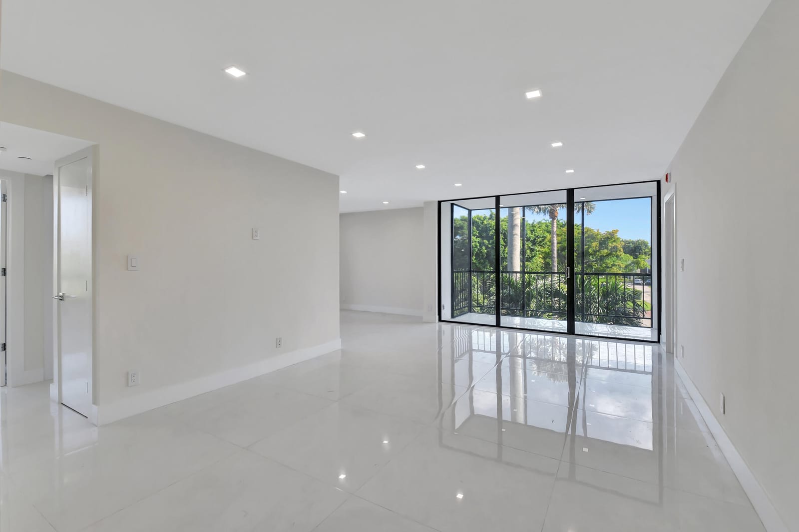 6895 Willow Wood Drive 1034, Boca Raton, FL 33434 photo 7
