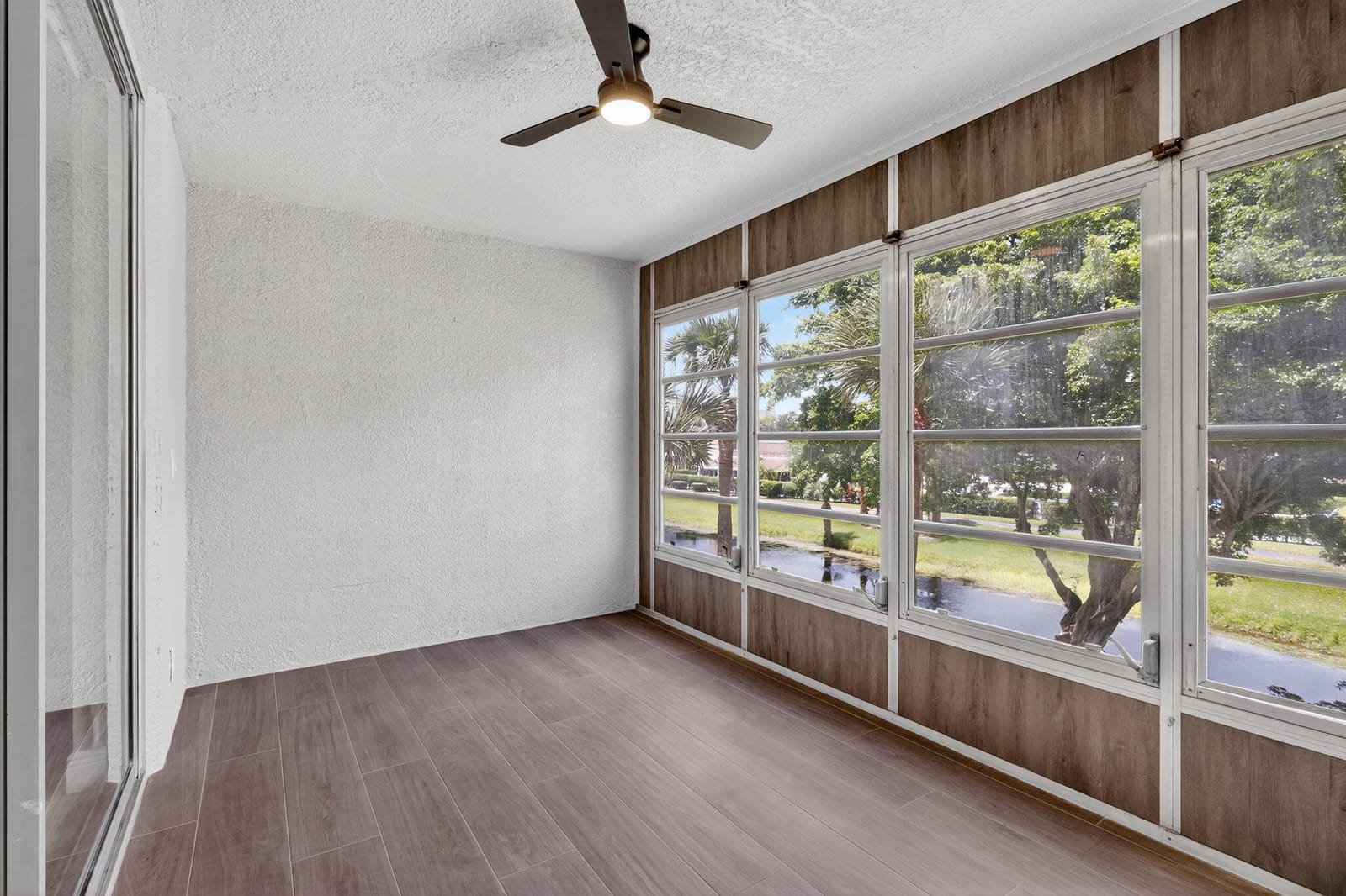 14527 Bonaire Boulevard 309 — photo 2