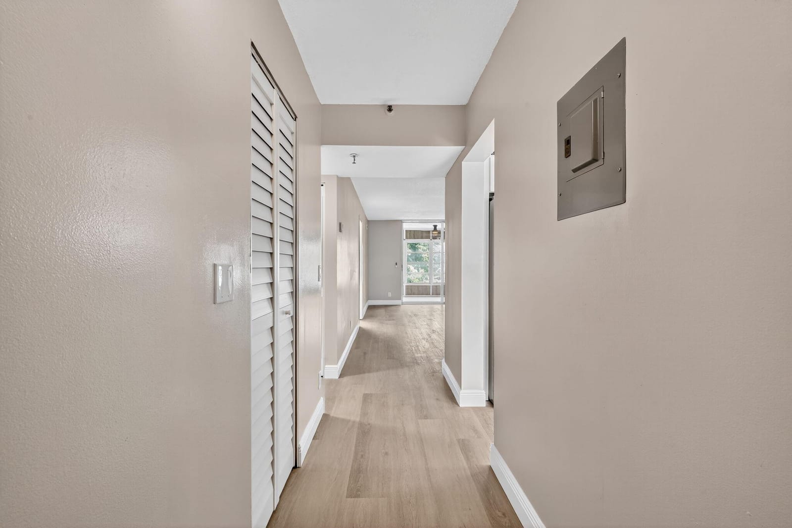 14527 Bonaire Boulevard 309 — photo 3