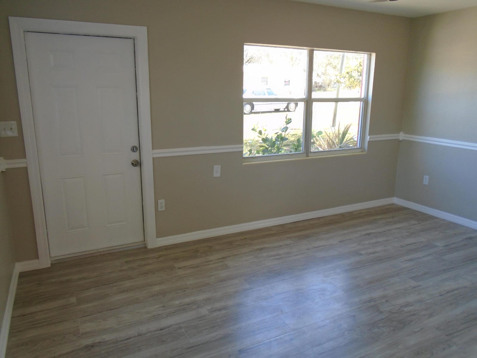 2405 3rd Av Avenue SE — photo 9