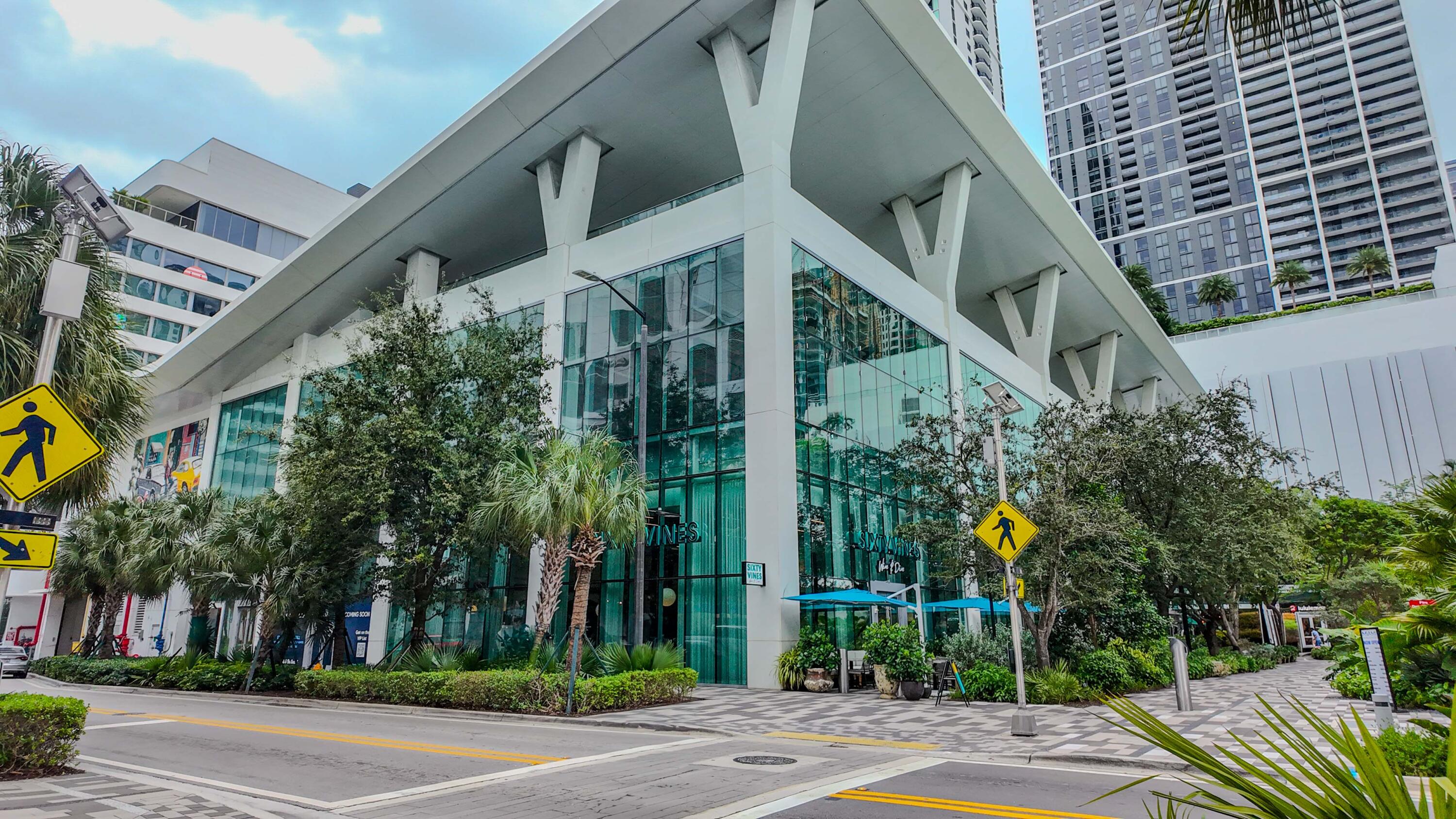 851 NE 1st Avenue 812, Miami, FL 33132 photo 22