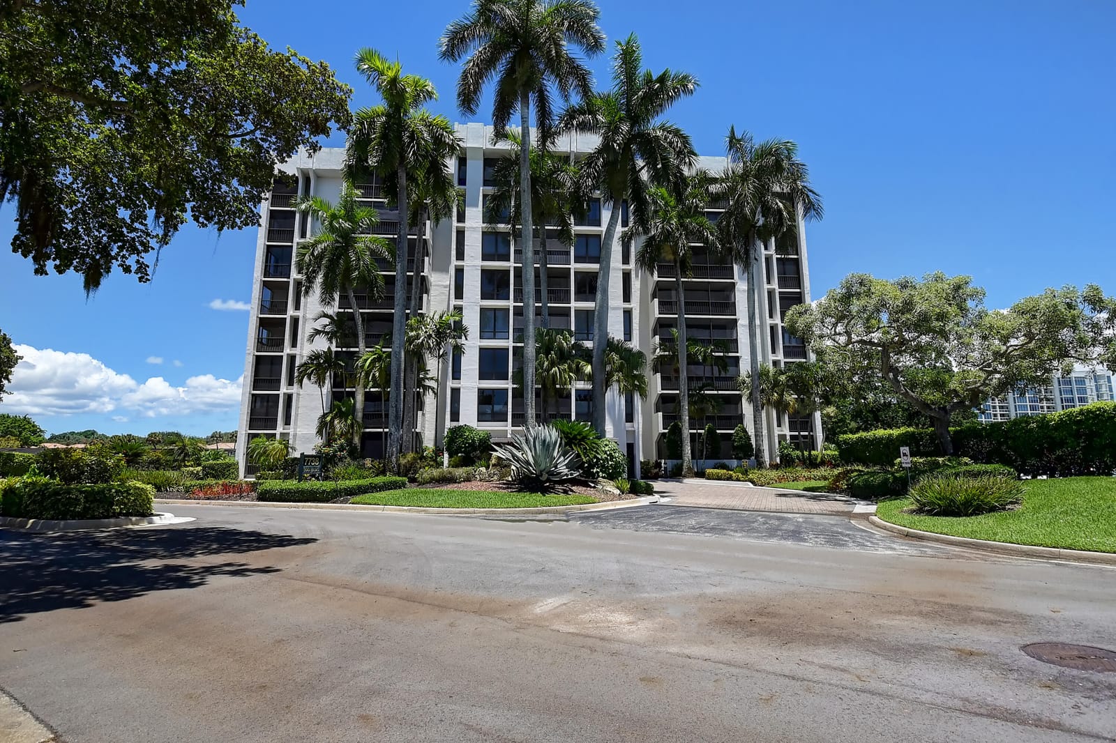 7738 Lakeside Boulevard 353, Boca Raton, FL 33434