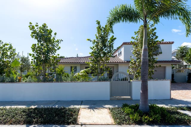 158 Worth Court S, sold in Worth Court, West Palm Beach, FL