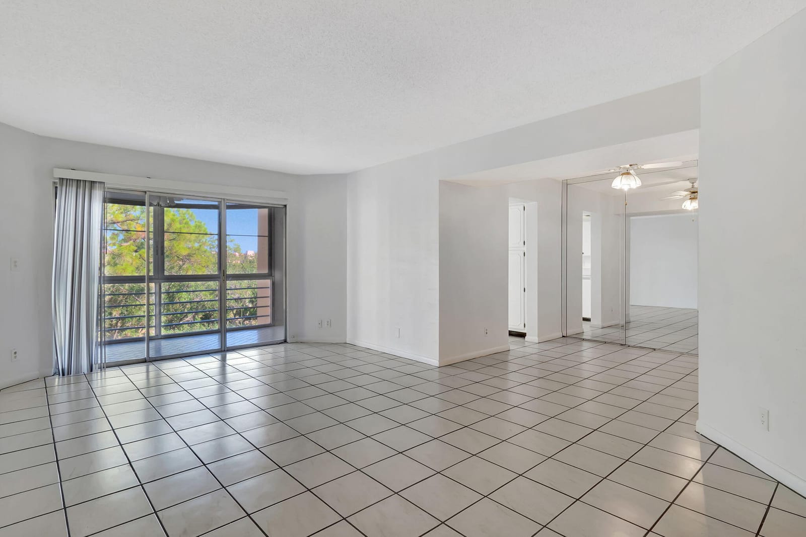 3810 Via Poinciana 502, Lake Worth, FL 33467 photo 11