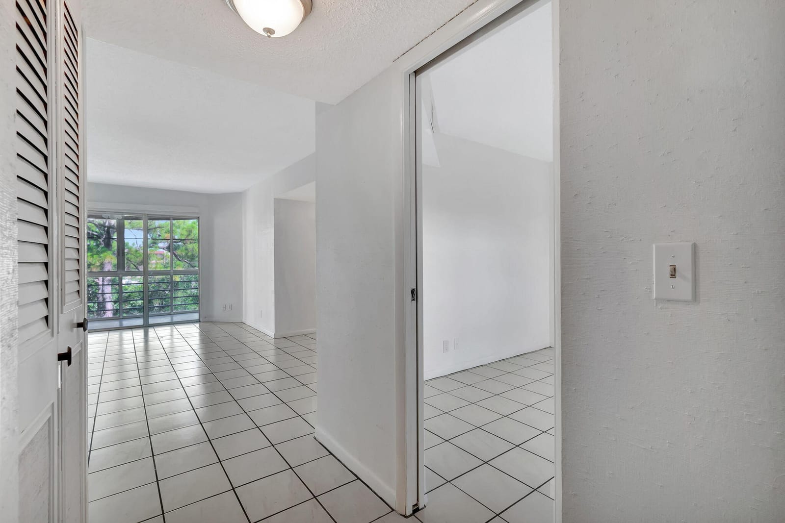 3810 Via Poinciana 502, Lake Worth, FL 33467 photo 14