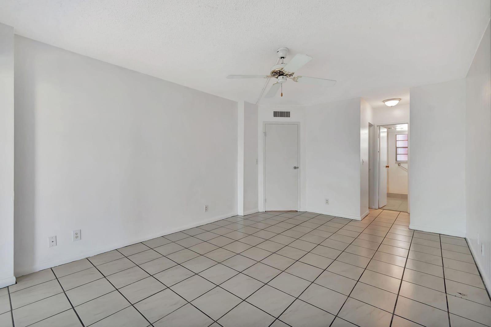 3810 Via Poinciana 502, Lake Worth, FL 33467 photo 19
