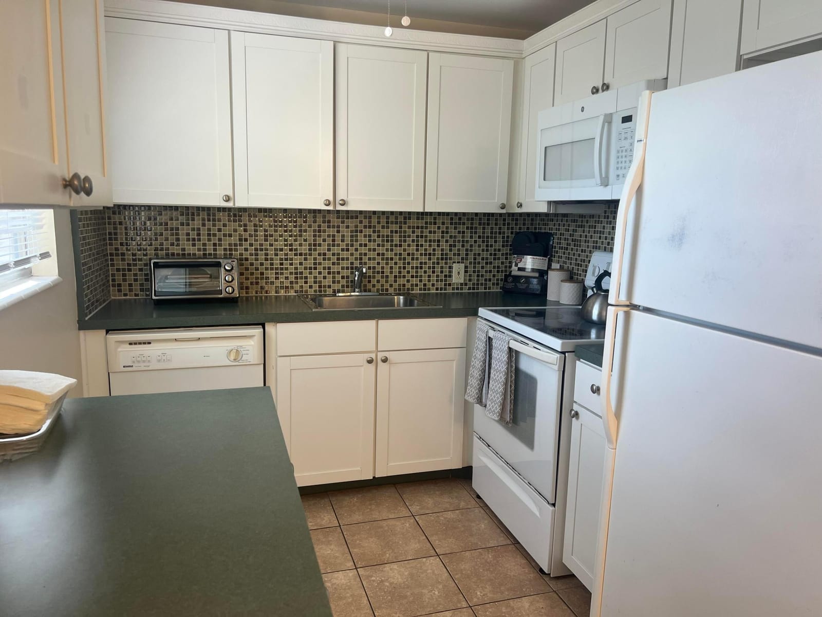 318 Mansfield H — photo 2