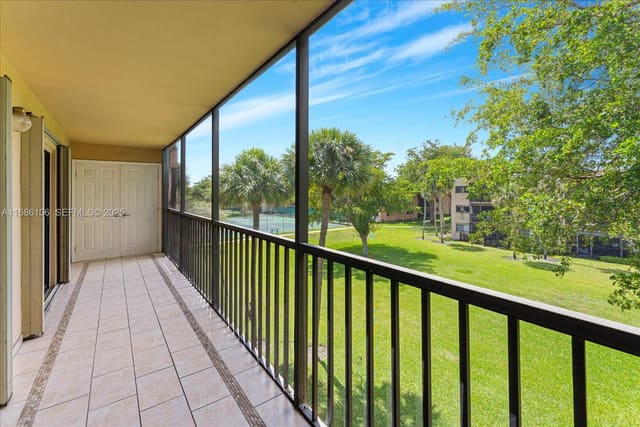 8415 SW 107th Avenue 335W, sold in Kendall Acres West Condo, Miami, FL