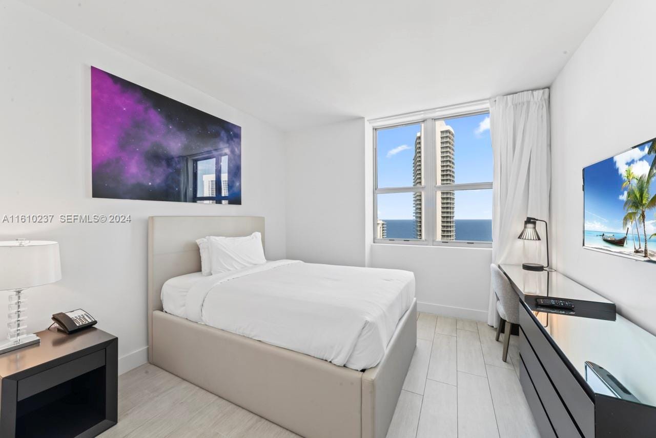 4010 S Ocean Drive R2409 — photo 8