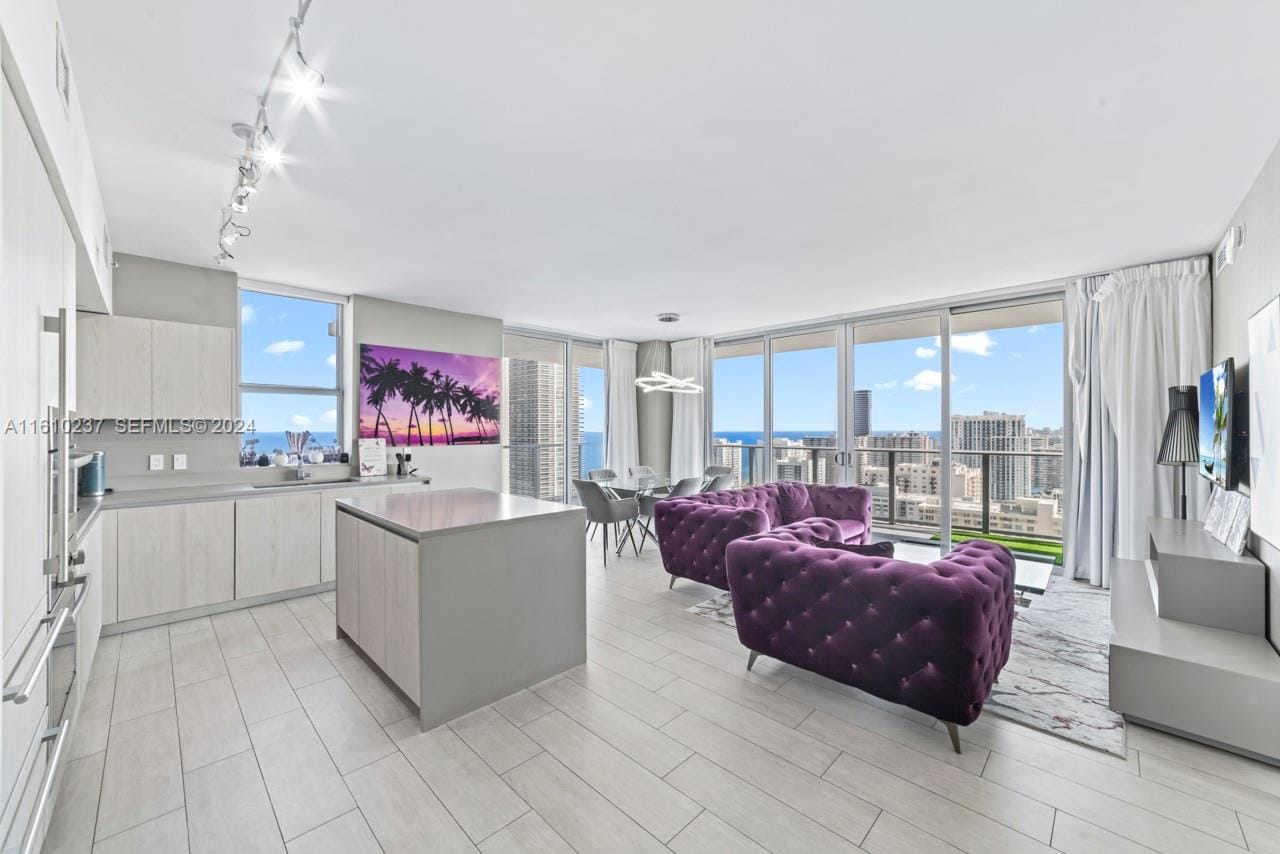 4010 S Ocean Drive R2409 — photo 10