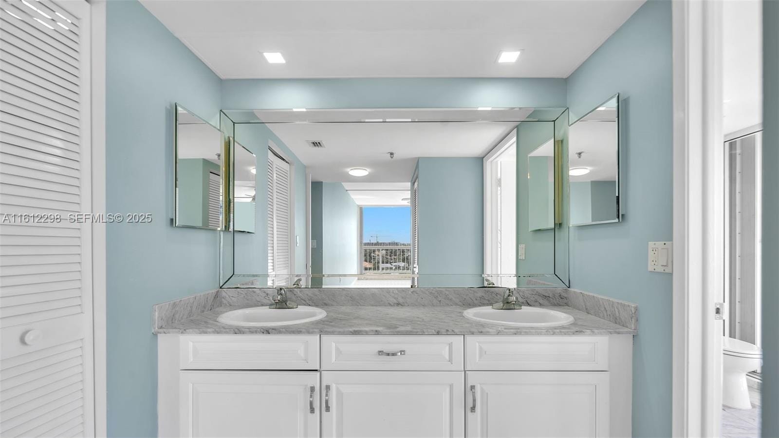 9341 Collins Avenue 707 — photo 11