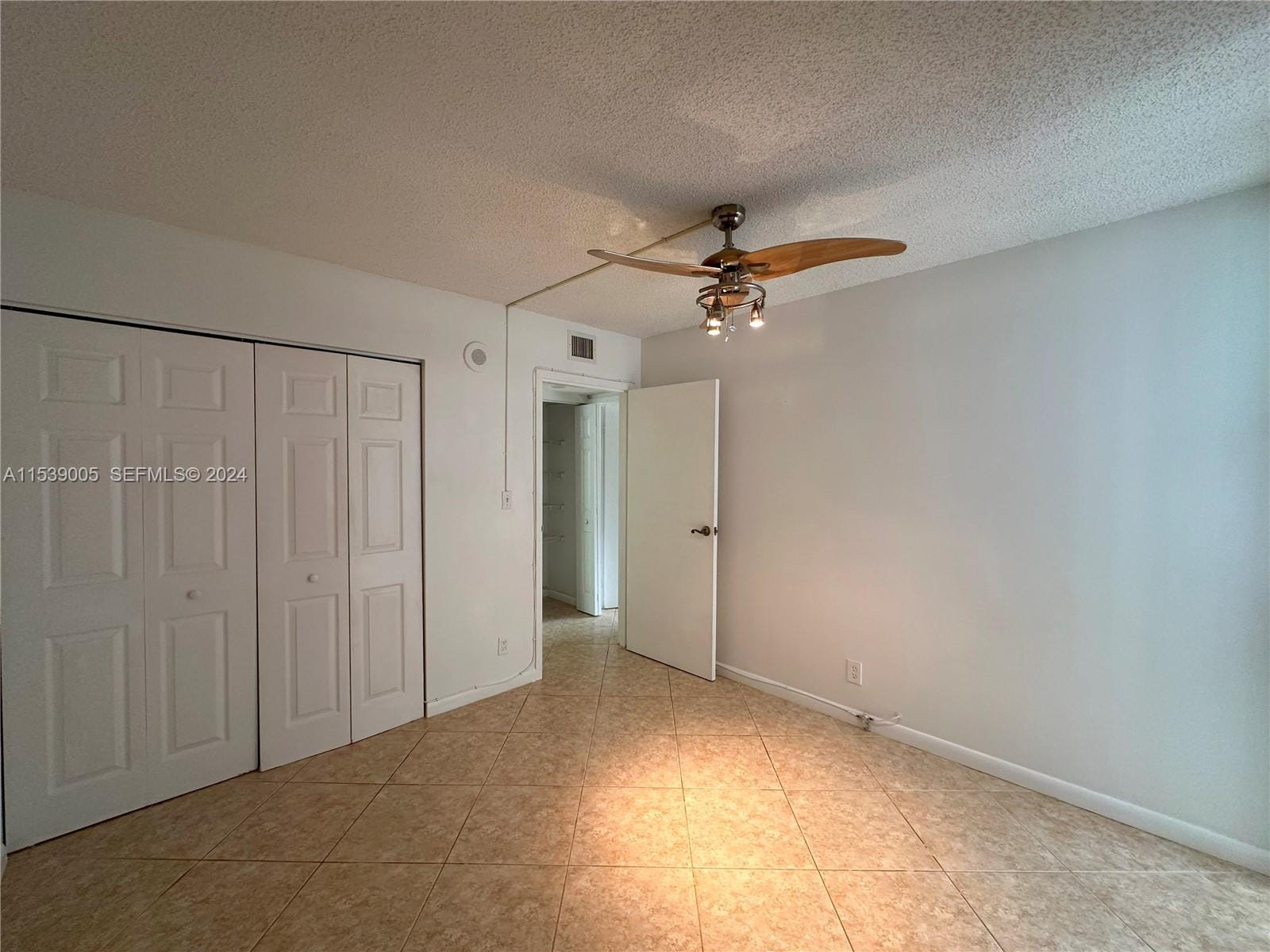 17021 N Bay Road 320-4 — photo 11