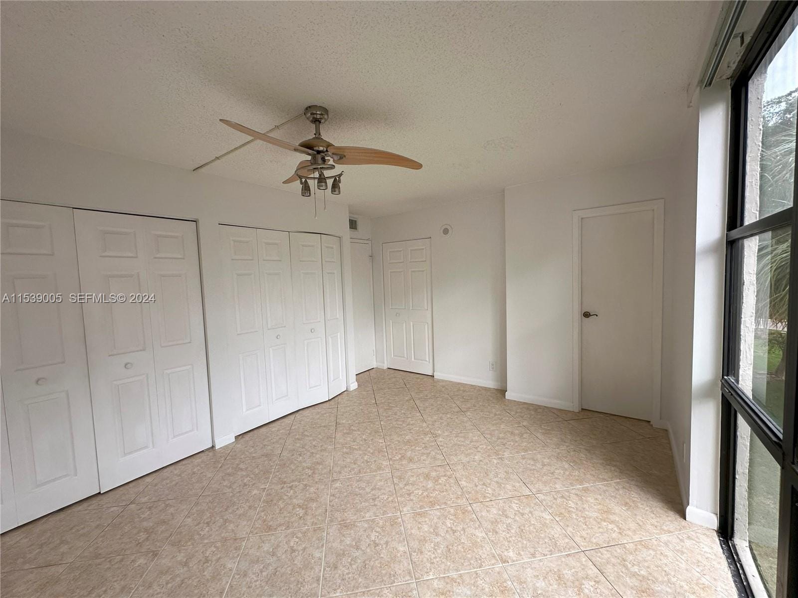 17021 N Bay Road 320-4 — photo 12