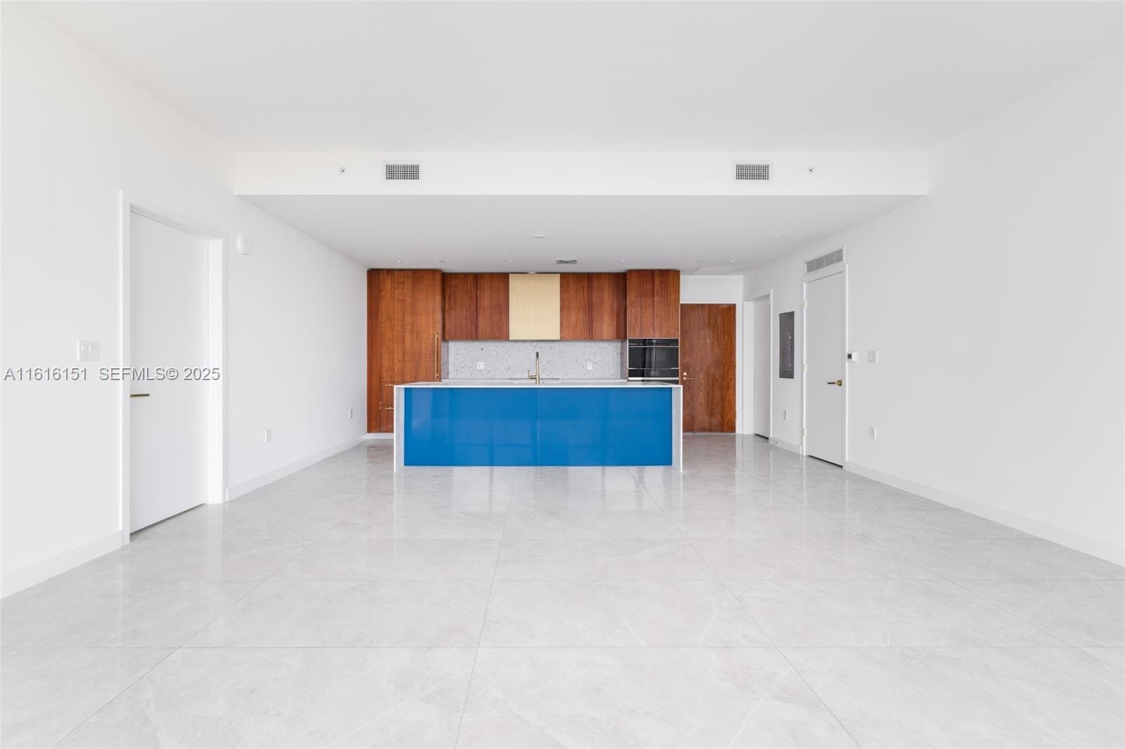 2678 Tigertail Avenue 1104, Miami, FL 33133 photo 15