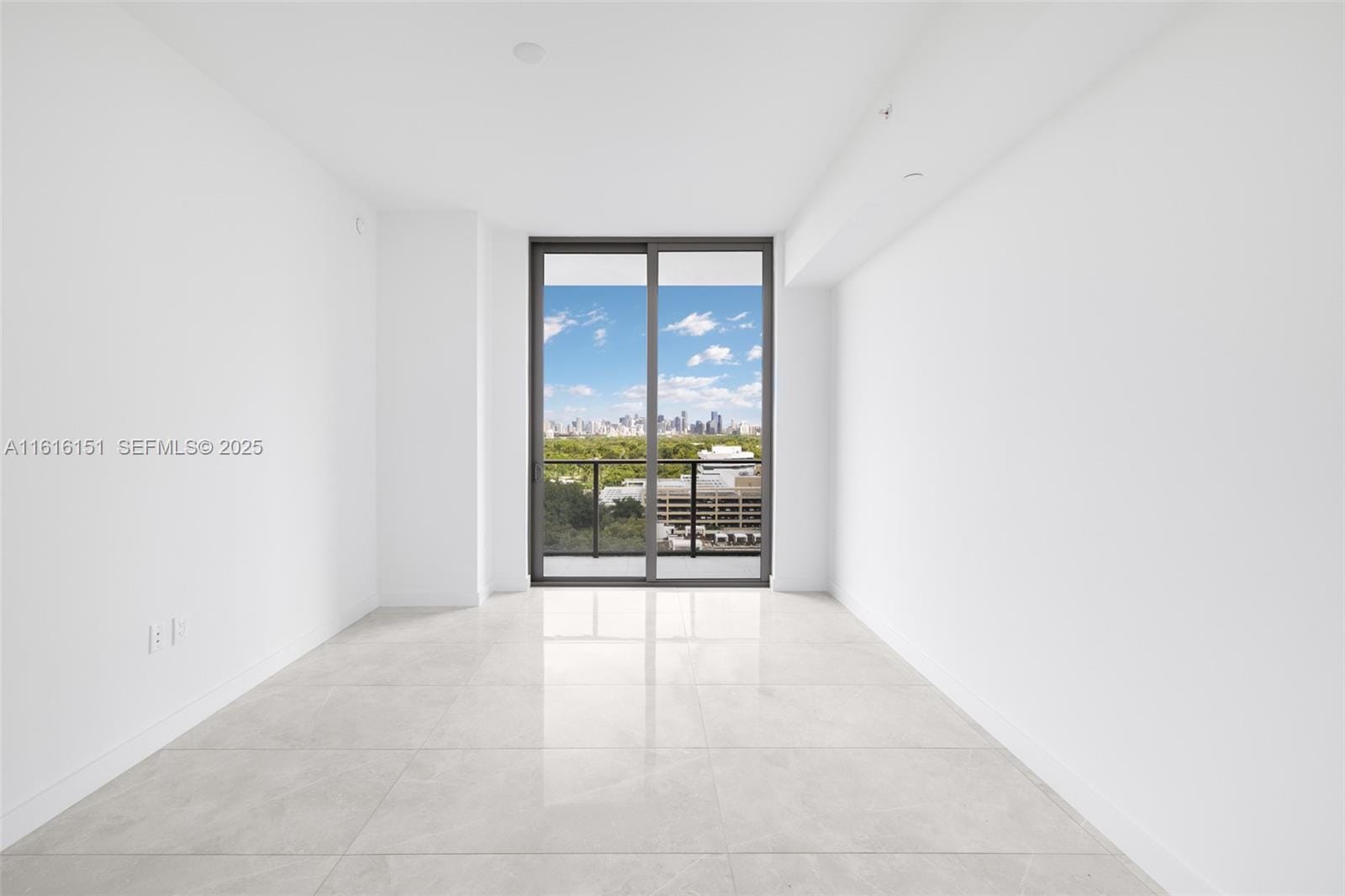 2678 Tigertail Avenue 1104, Miami, FL 33133 photo 22