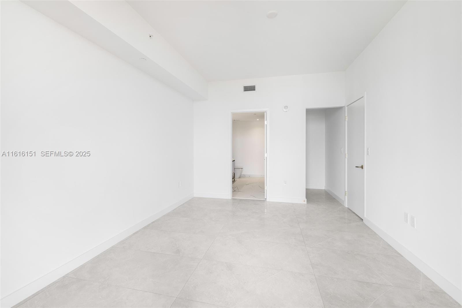 2678 Tigertail Avenue 1104, Miami, FL 33133 photo 27