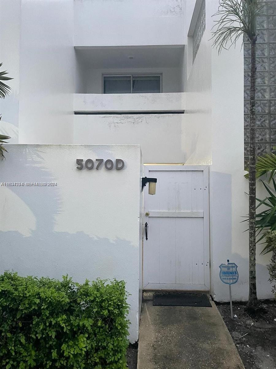 5070 Elmhurst Road D, West Palm Beach, FL 33417 photo 1