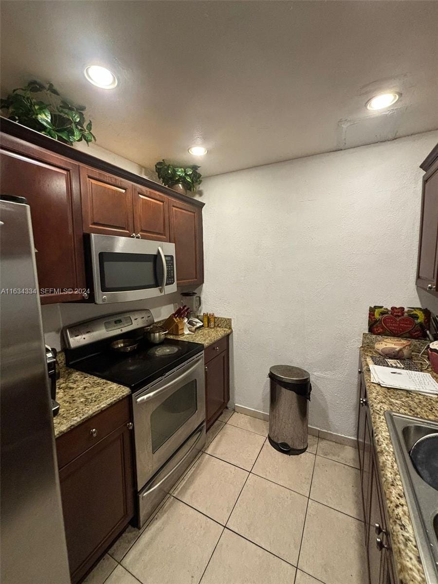5070 Elmhurst Road D, West Palm Beach, FL 33417 photo 9