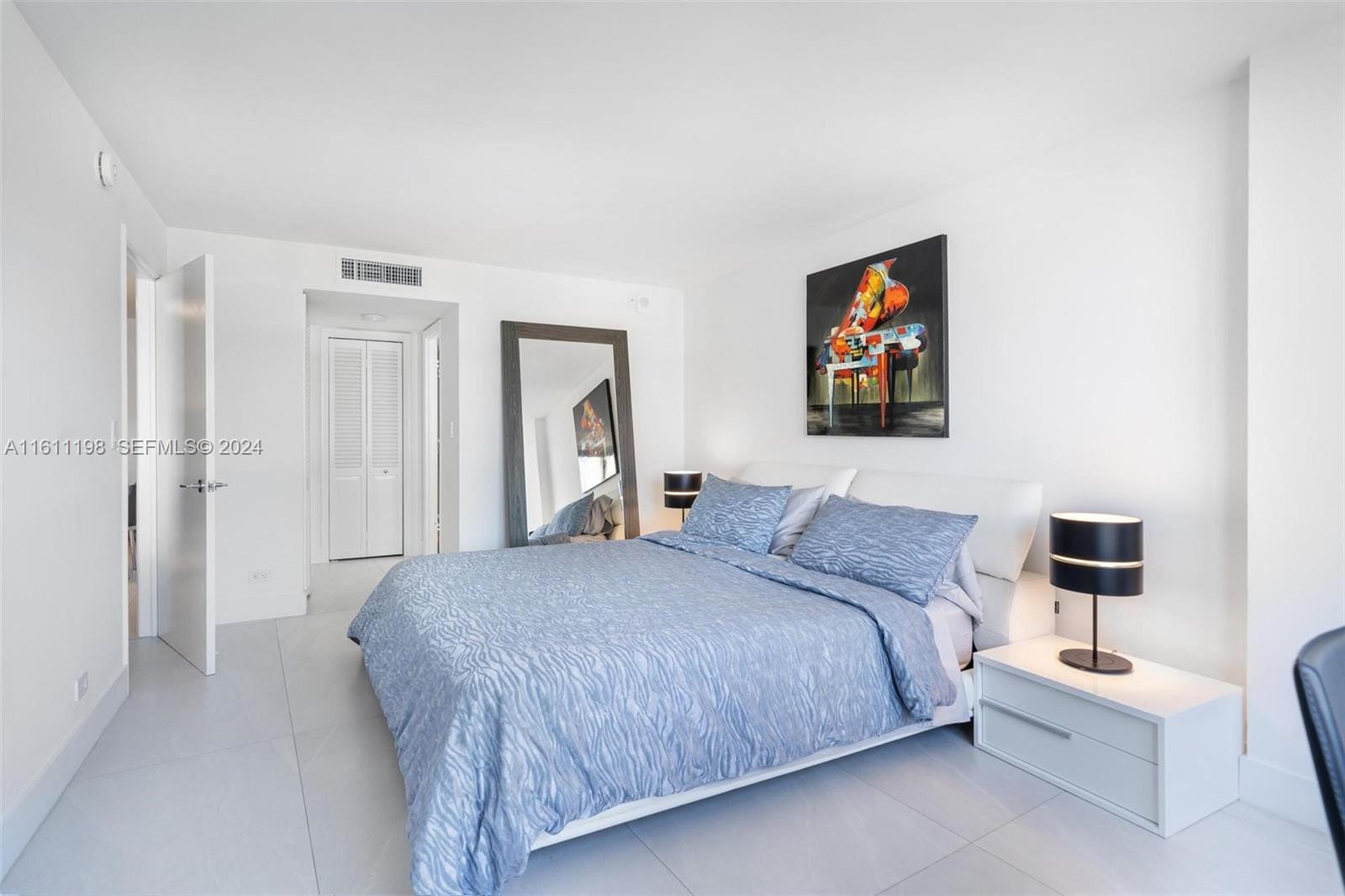 6039 Collins Avenue 734, Miami Beach, FL 33140 photo 12