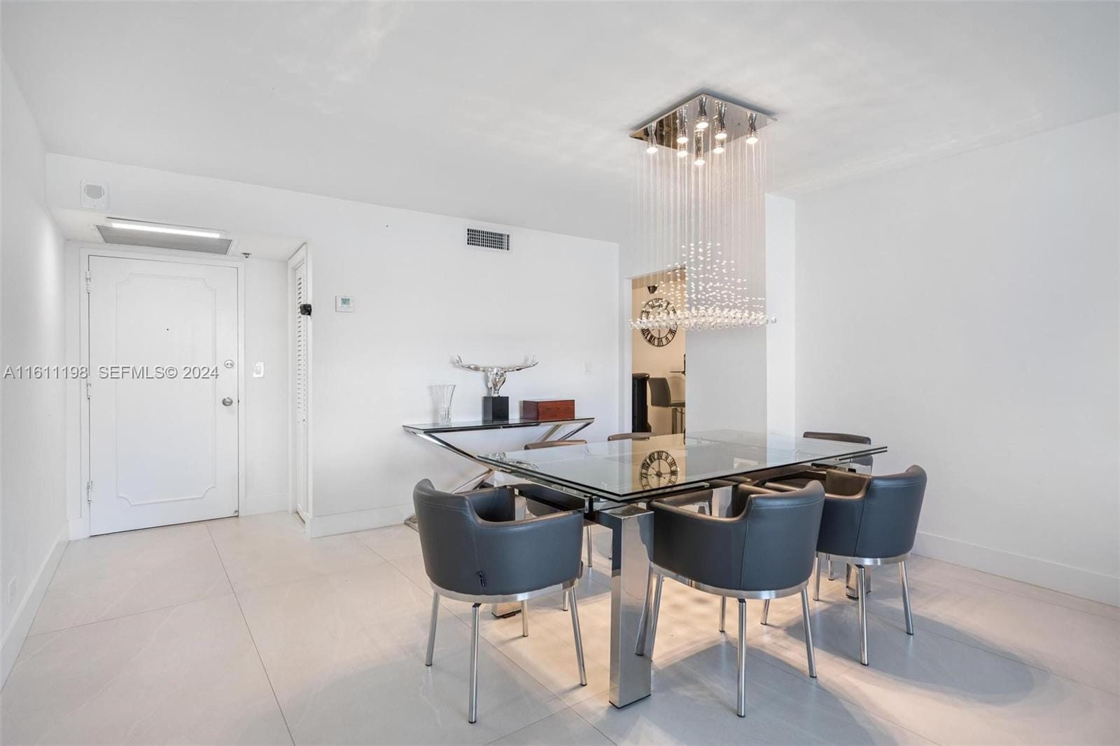 6039 Collins Avenue 734, Miami Beach, FL 33140 photo 7