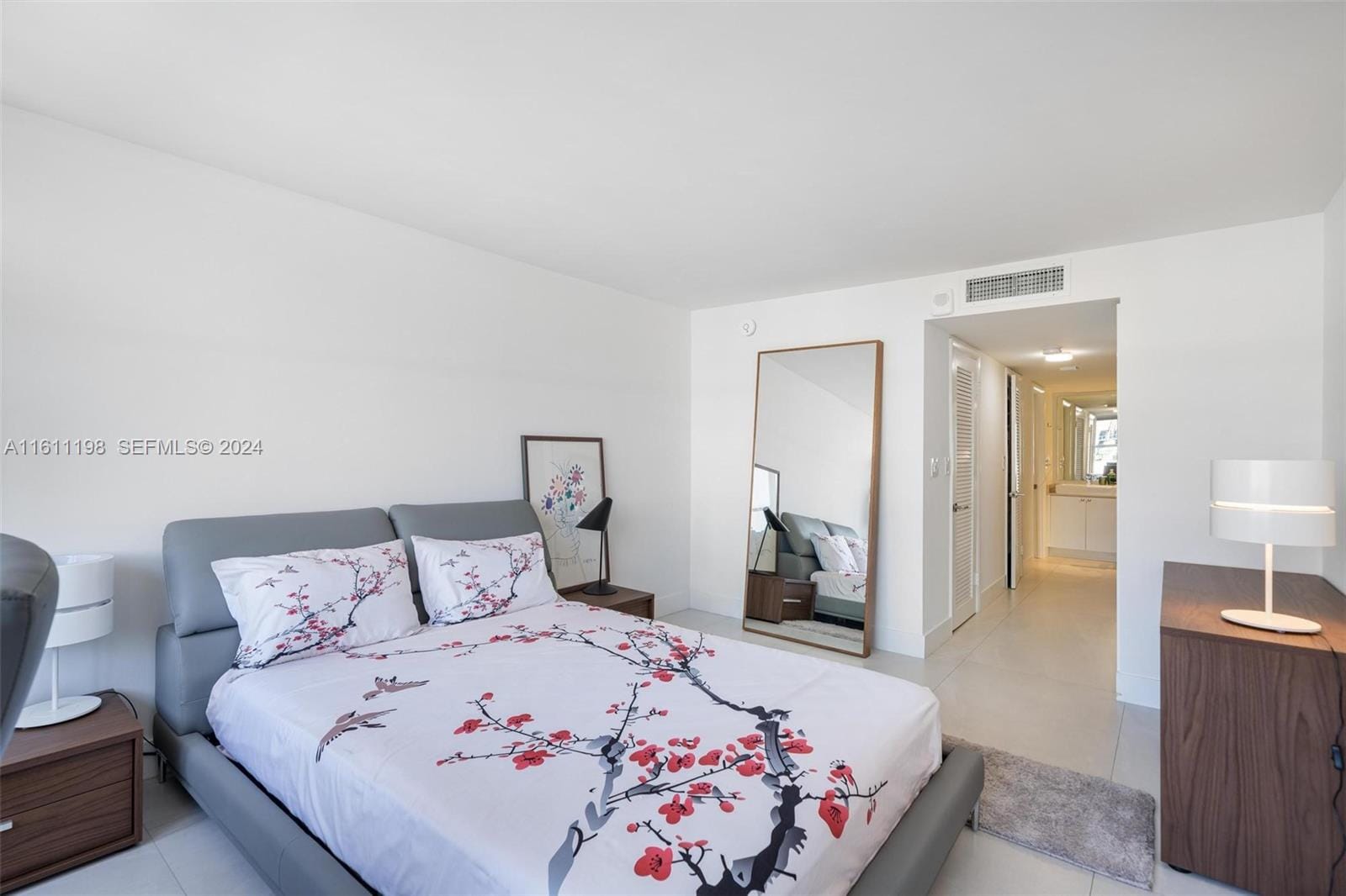 6039 Collins Avenue 734, Miami Beach, FL 33140 photo 10