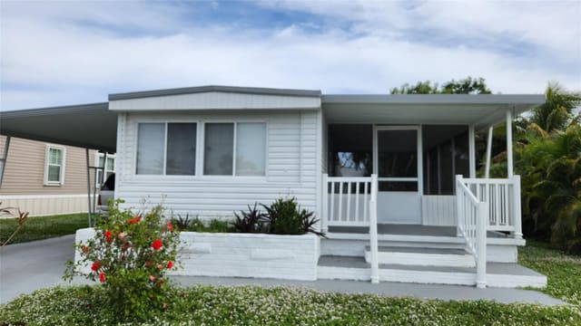 2050 SW 83rd Terrace, Davie, FL 33324