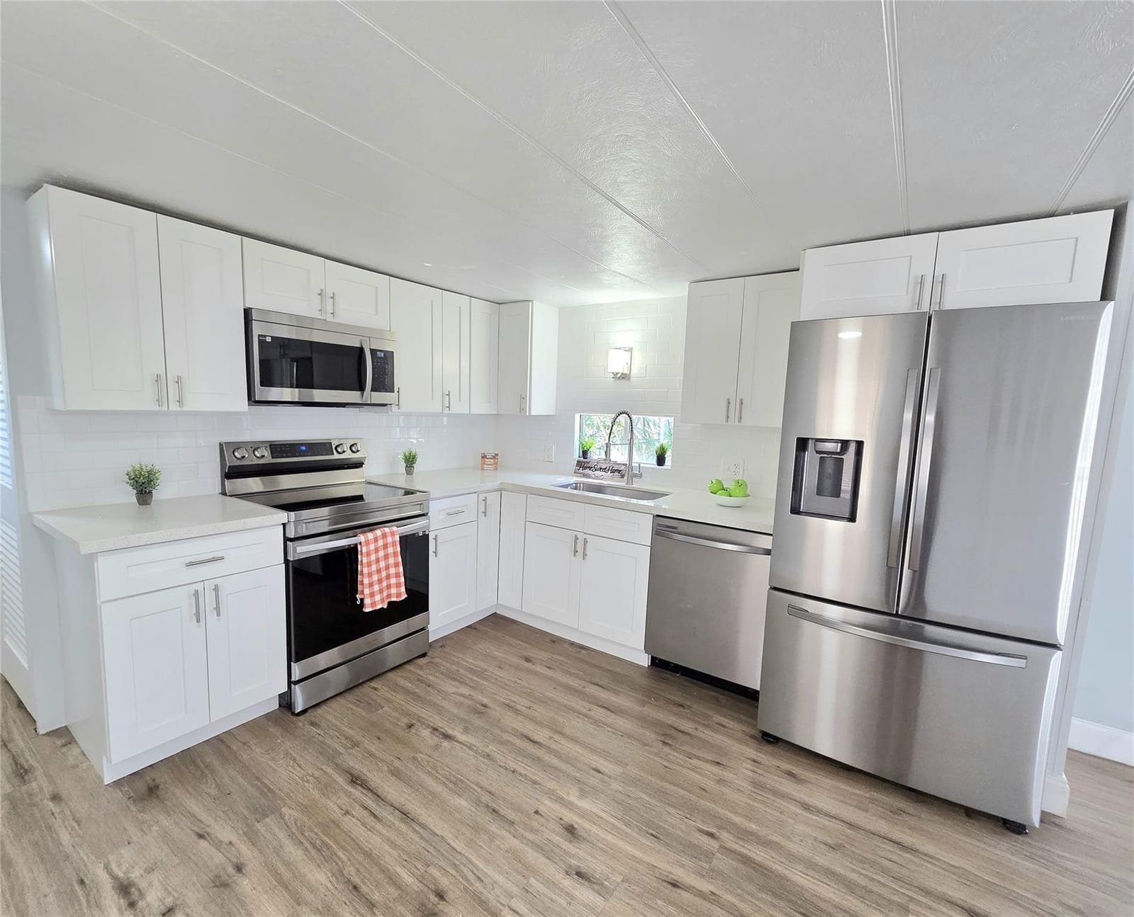 2050 SW 83rd Terrace, Davie, FL 33324 photo 10