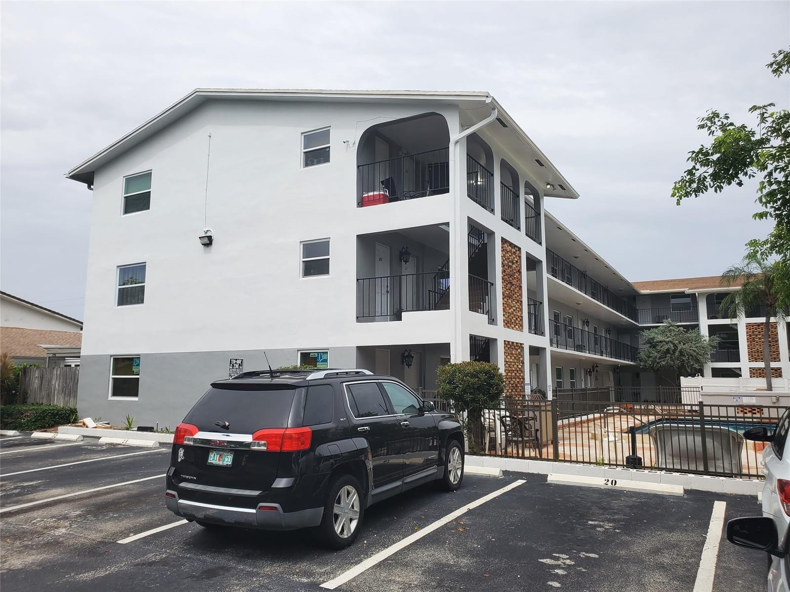 1021 NE 24th Avenue 4, Pompano Beach, FL 33062 photo 19