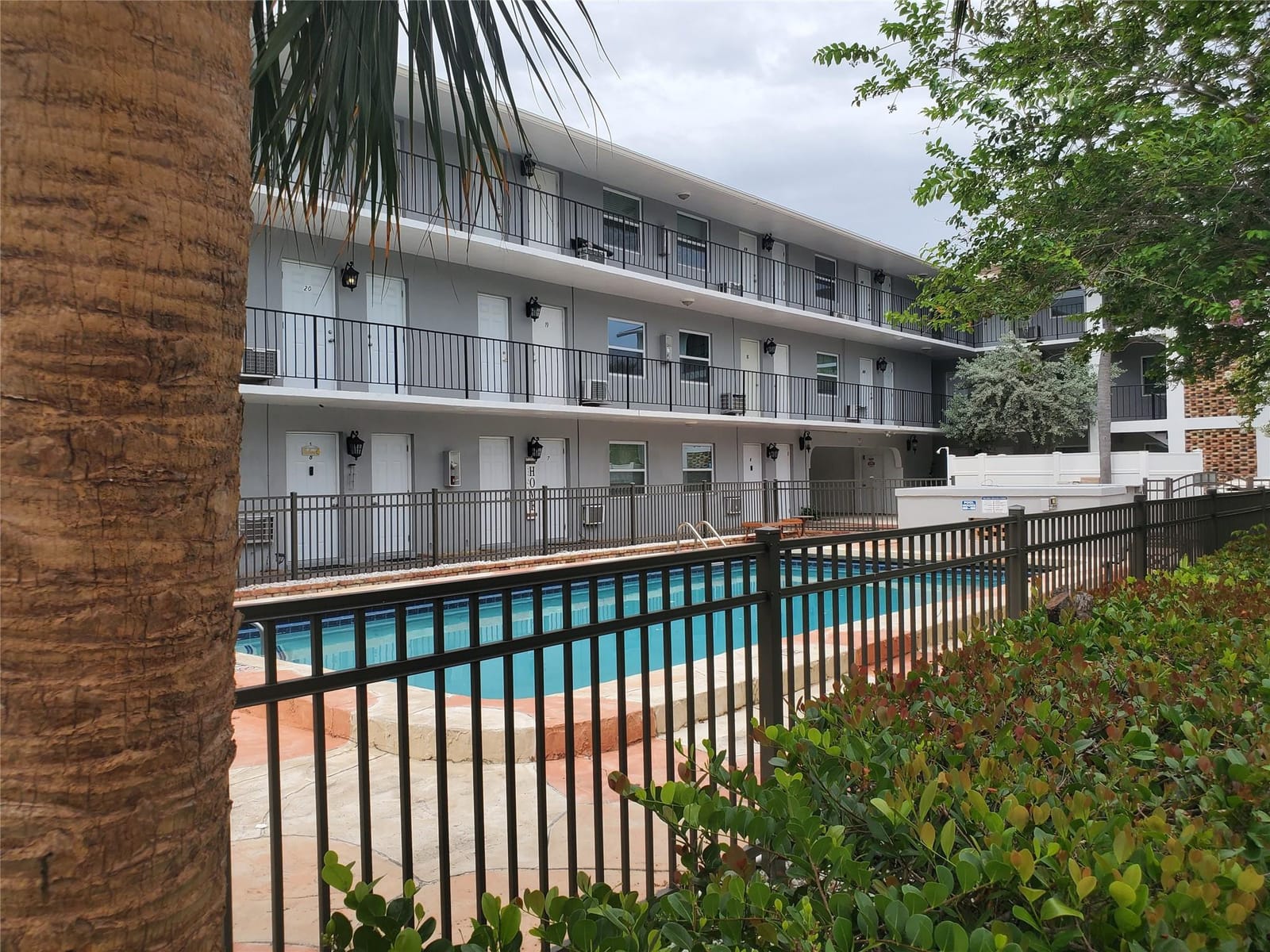 1021 NE 24th Avenue 4, Pompano Beach, FL 33062 photo 21