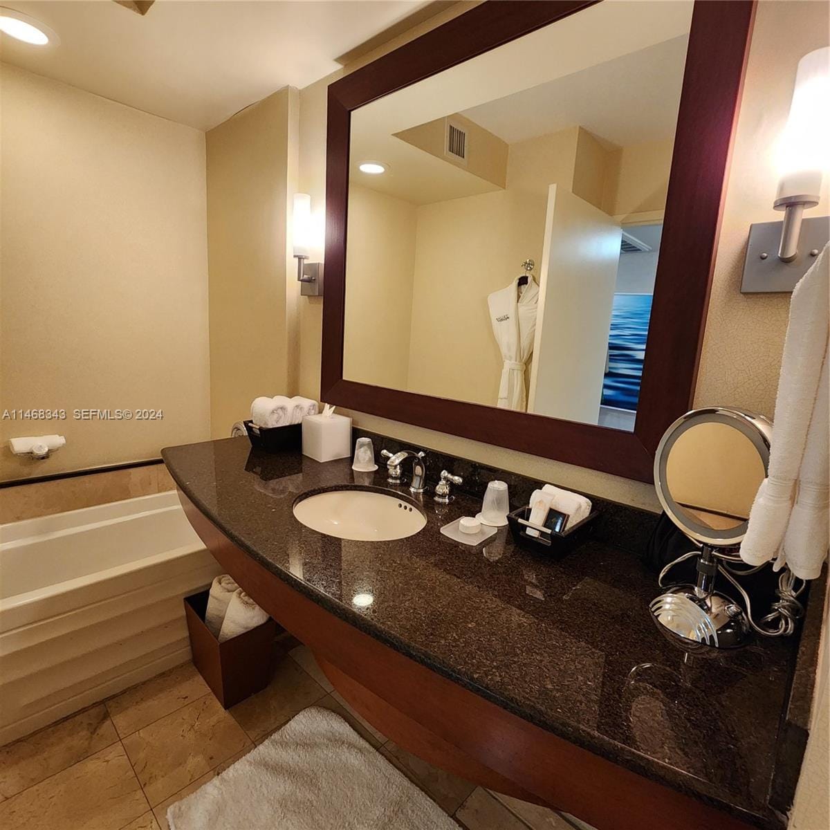 18001 Collins Avenue 603, Sunny Isles Beach, FL 33160 photo 19