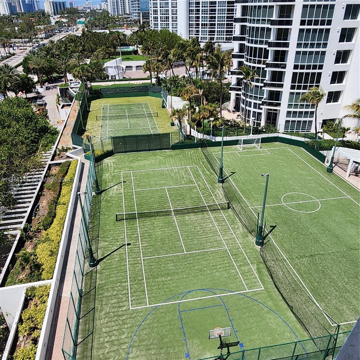 18001 Collins Avenue 603, Sunny Isles Beach, FL 33160 photo 27