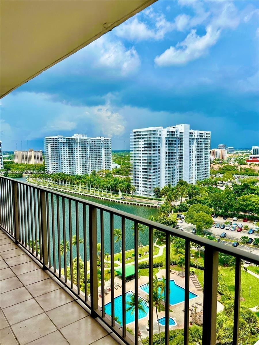 18151 NE 31st Court 1404, Aventura, FL 33160 photo 30