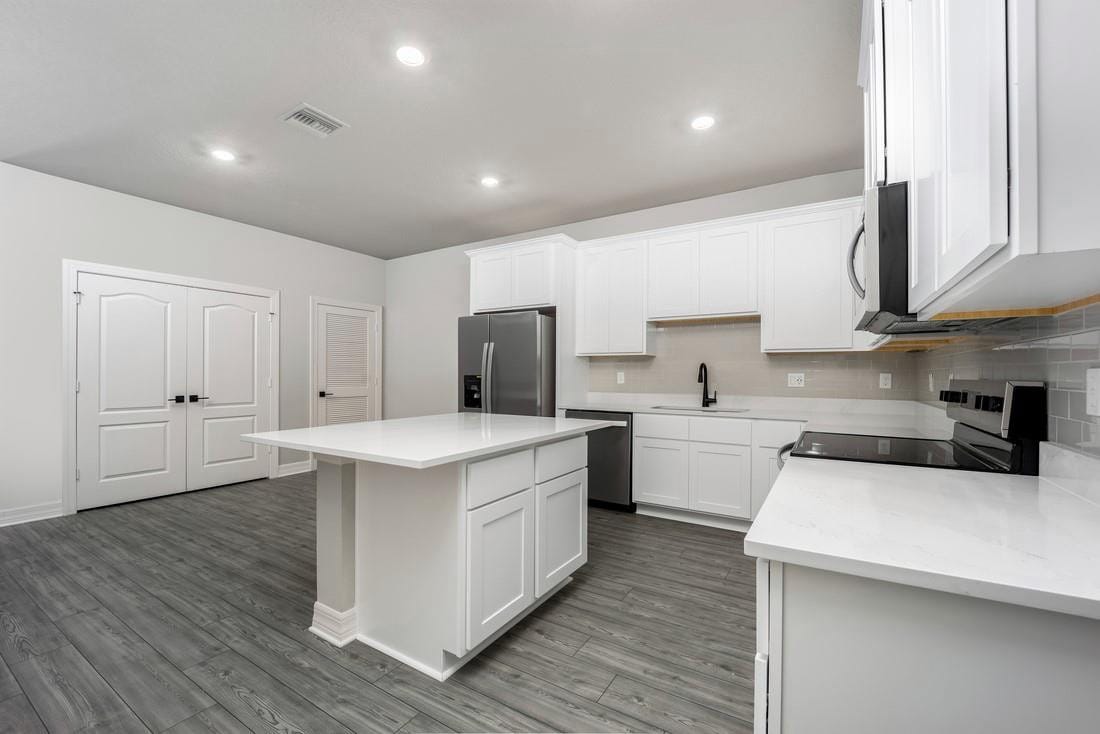 1813 Celebration Drive — photo 3