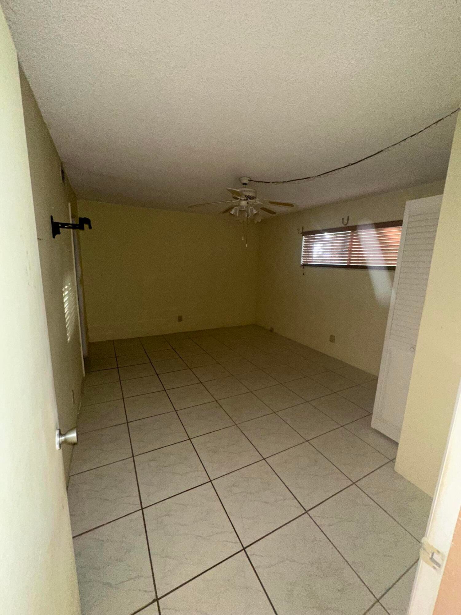 2687 N Garden Drive 105, Lake Worth, FL 33461 photo 4
