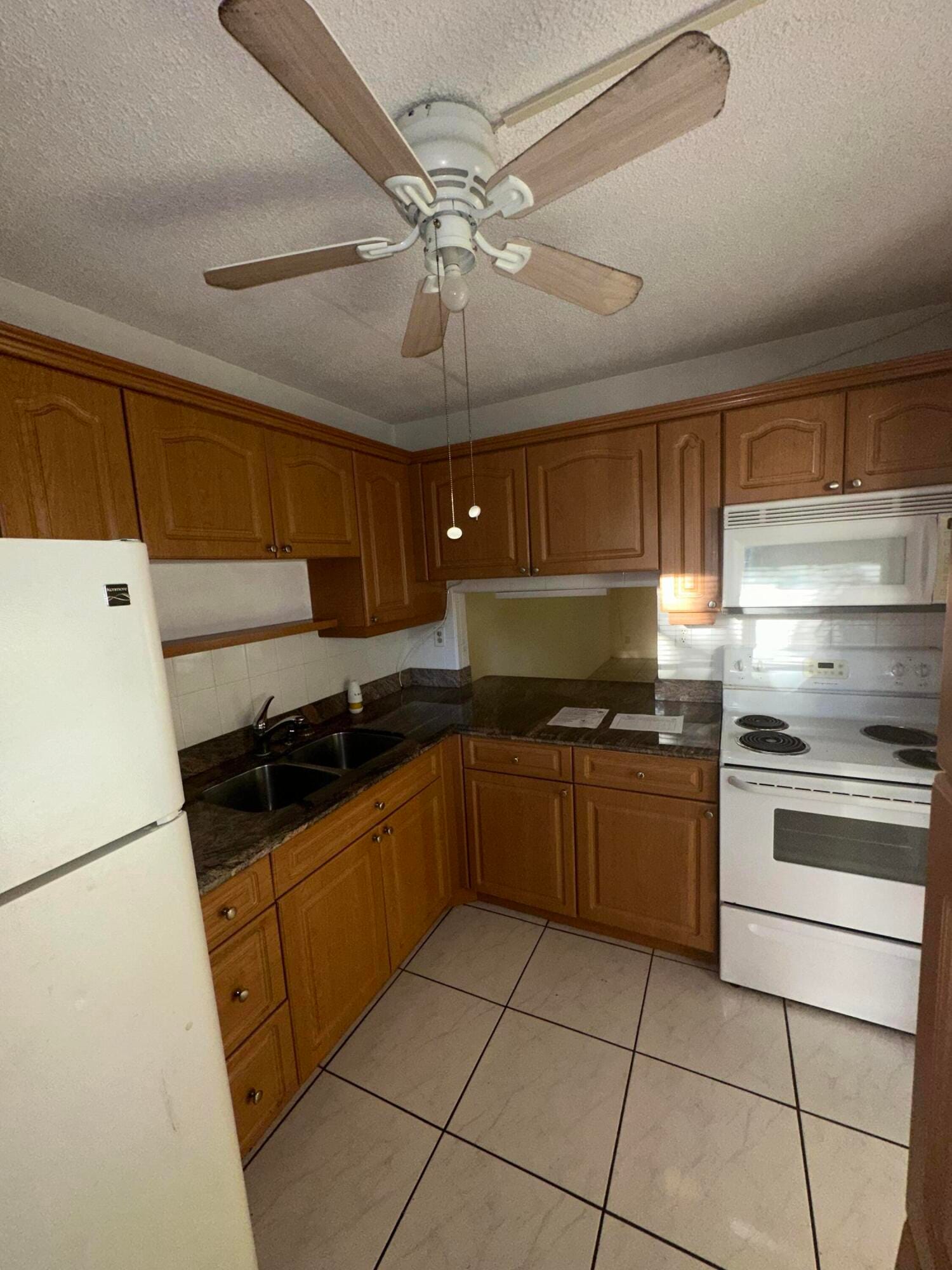 2687 N Garden Drive 105, Lake Worth, FL 33461 photo 8