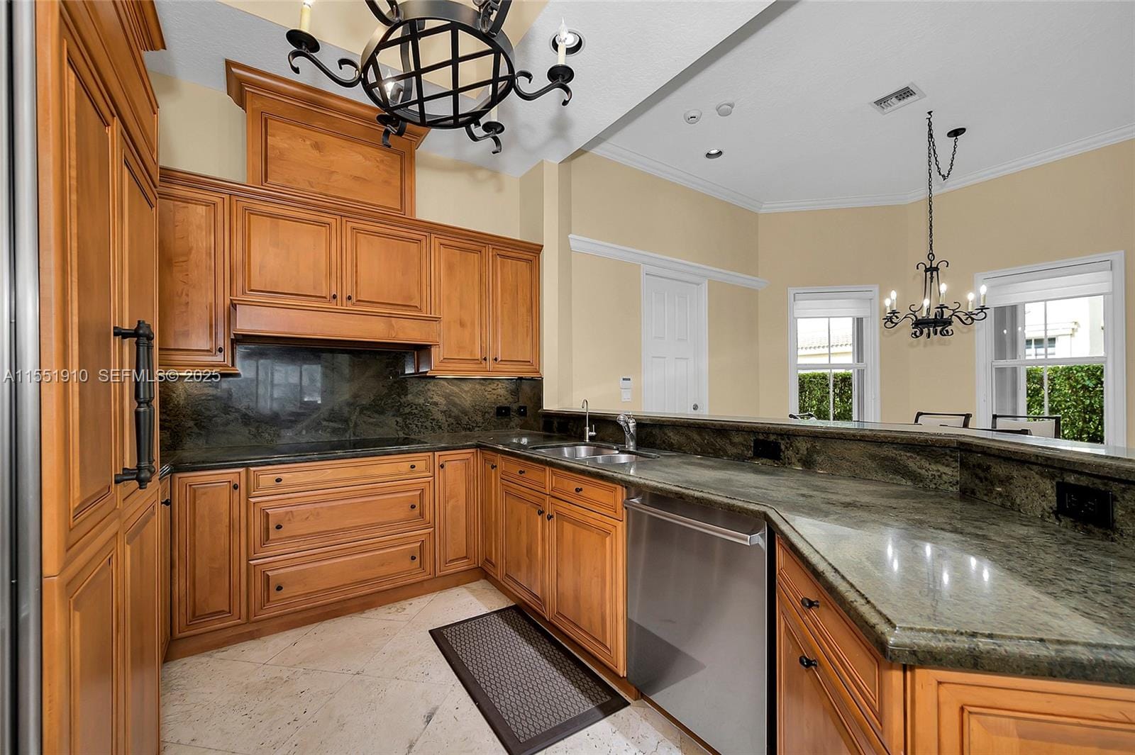3733 NE 214th Street 31, Aventura, FL 33180 photo 12