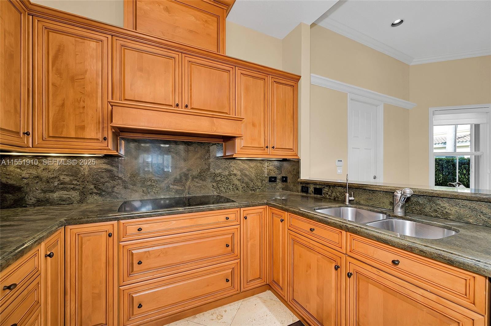 3733 NE 214th Street 31, Aventura, FL 33180 photo 13
