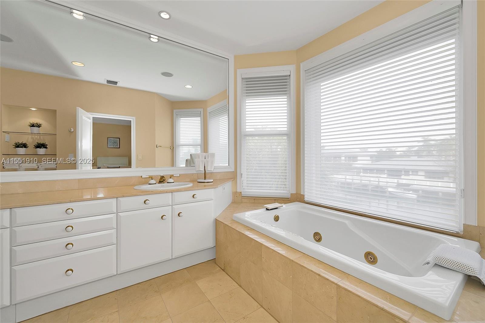 3733 NE 214th Street 31, Aventura, FL 33180 photo 27