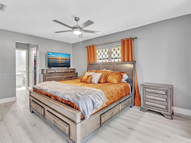 1020 NW 48th Place, Deerfield Beach, FL 33064